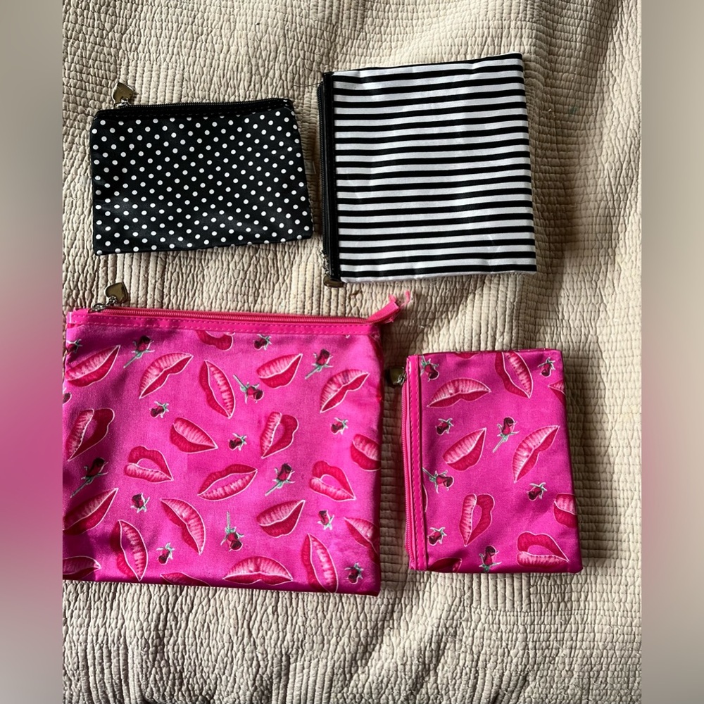 Zippered cases